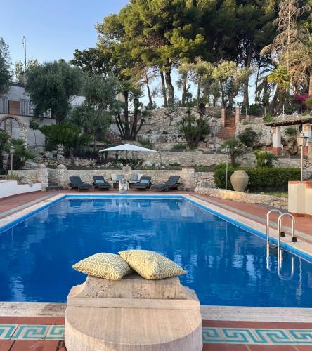 Belvedere House | Casa Sirokos