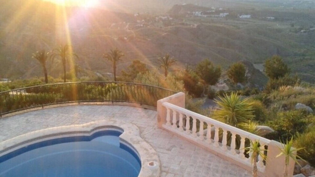 Turre Apartment | Casa Sol y Luna