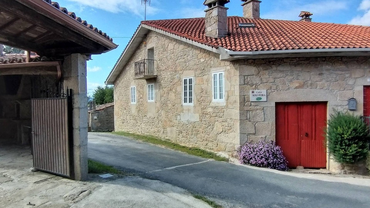 Bolmente Villa | Casa Solveira for 9 people