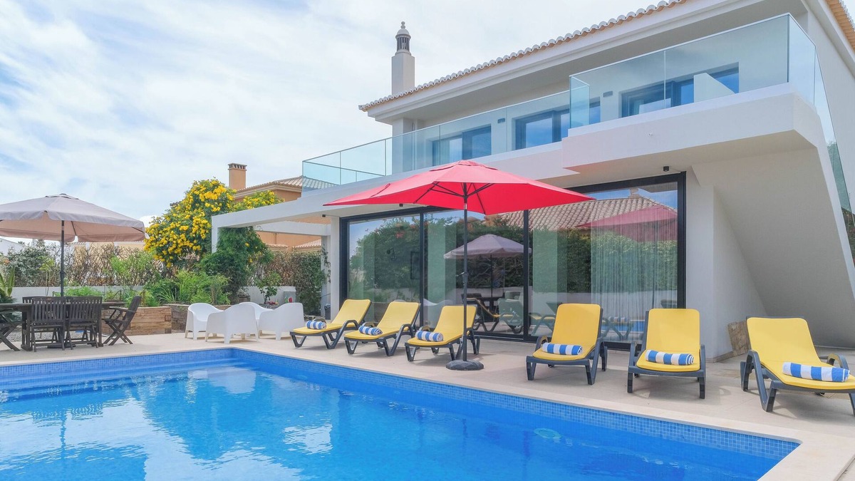 Albardeira Villa | Casa Talay 4 Bedroom Pool Villa