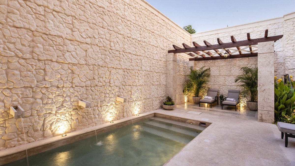 Zona Paseo Montejo Hotel | Casa Tavera