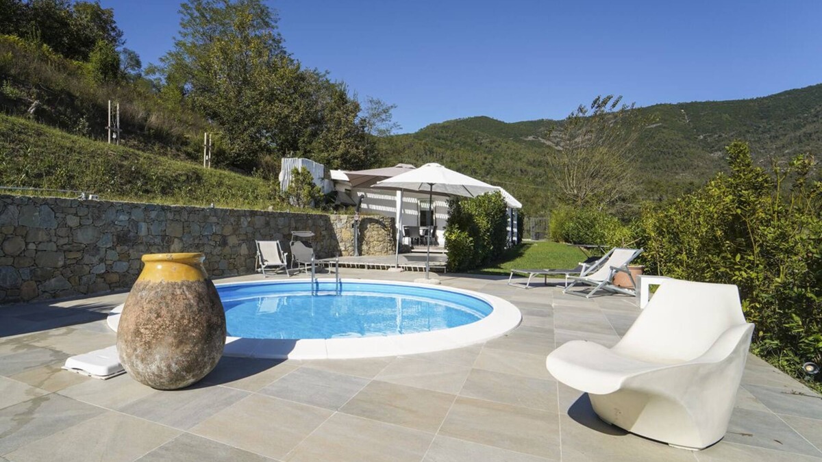 Beverino Villa | Casa Tinetto - One Bedroom Villa, Sleeps 4