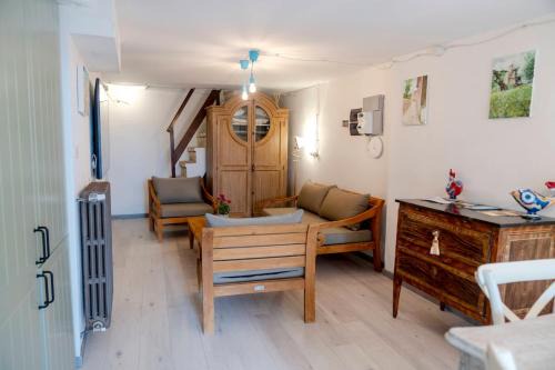 Fiorenzuola di Focara Apartment | Casa Torre Adults Only storia e relax a Fiorenzuola