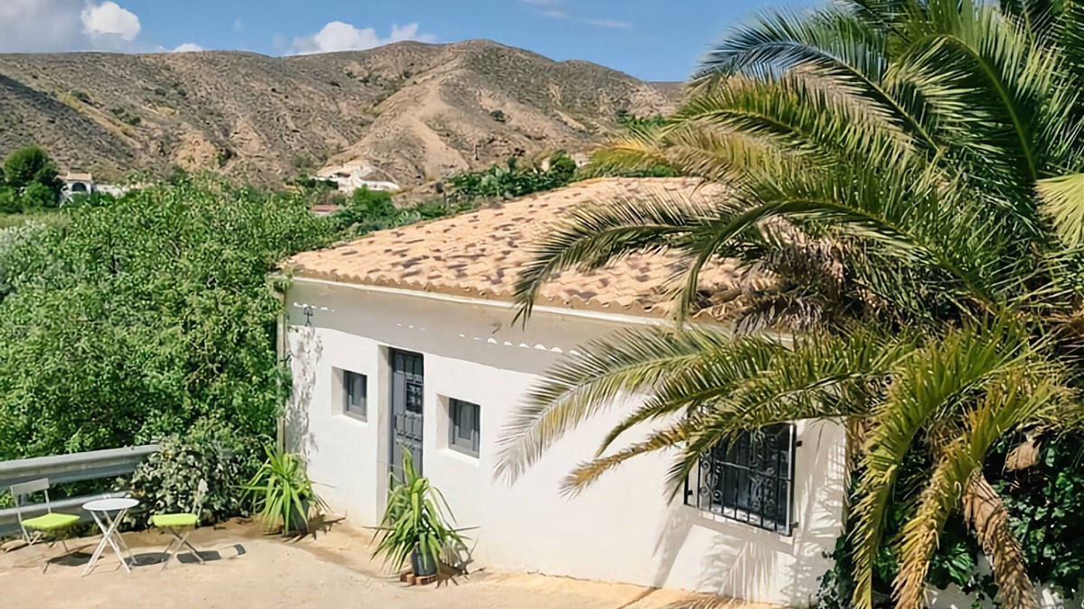Albox Cottage | Casa Tropical, serene poolside retreat in nature.