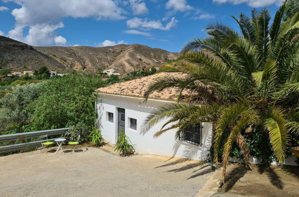 Albox Apartment | Casa Tropical, serene poolside retreat in nature