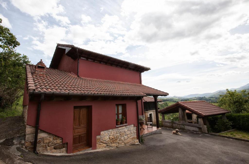 Santianes de Ola House | Casa Vacacional Miyares