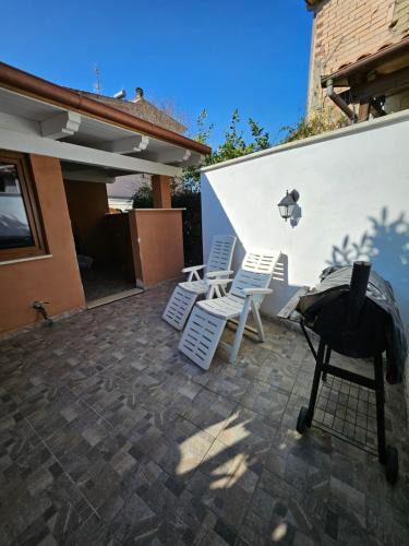 Zona XXXII Acilia Nord House | Casa vacanze Dragona 15 min FCO 10 min Ostia