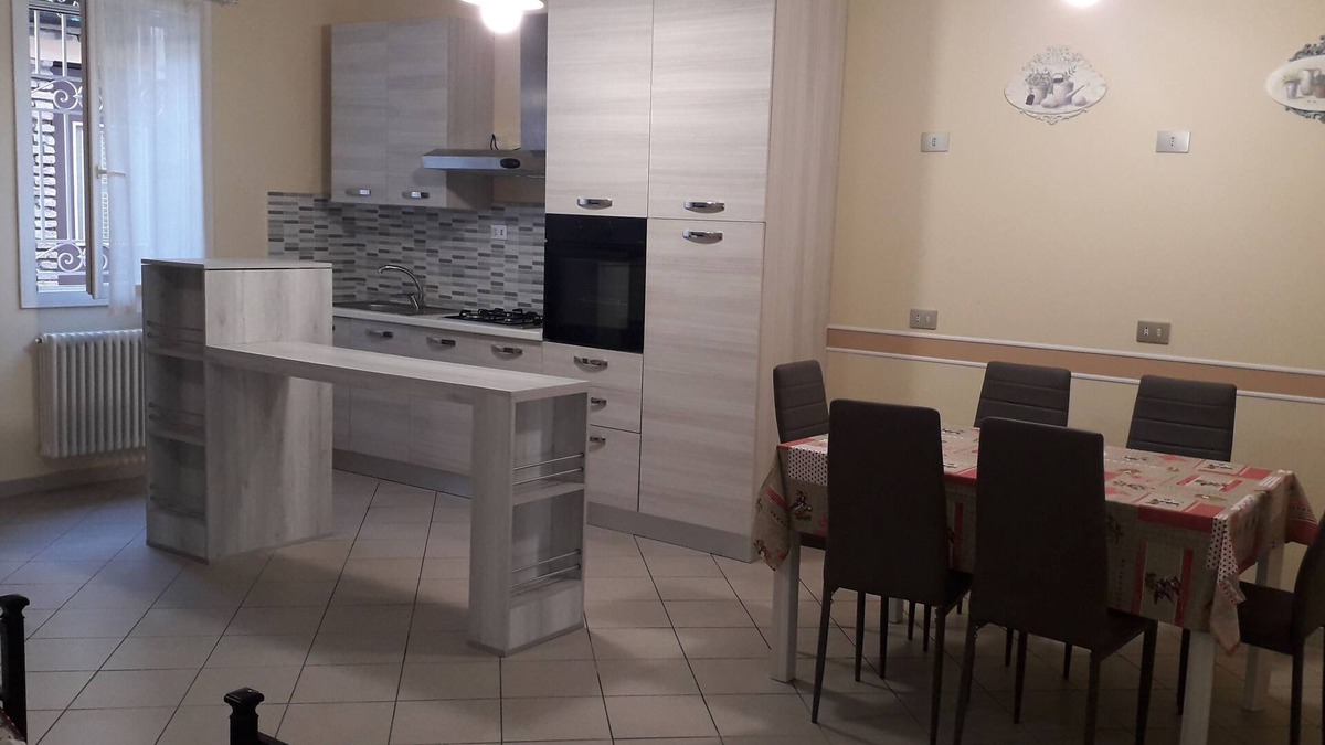 Ravenna Apartment | casa vacanze iris, appartamento turistico