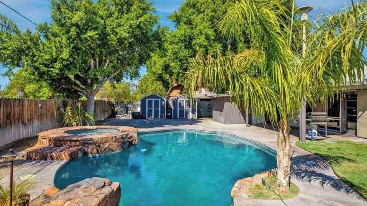 Yuma House | Casa Yuma: Modern, peaceful home with pool