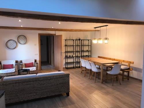 Sort Apartment | CasaCo Llessui