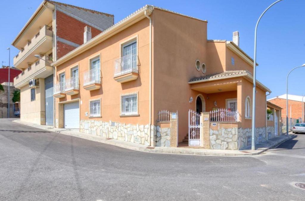 Montichelvo House | casaDaniel