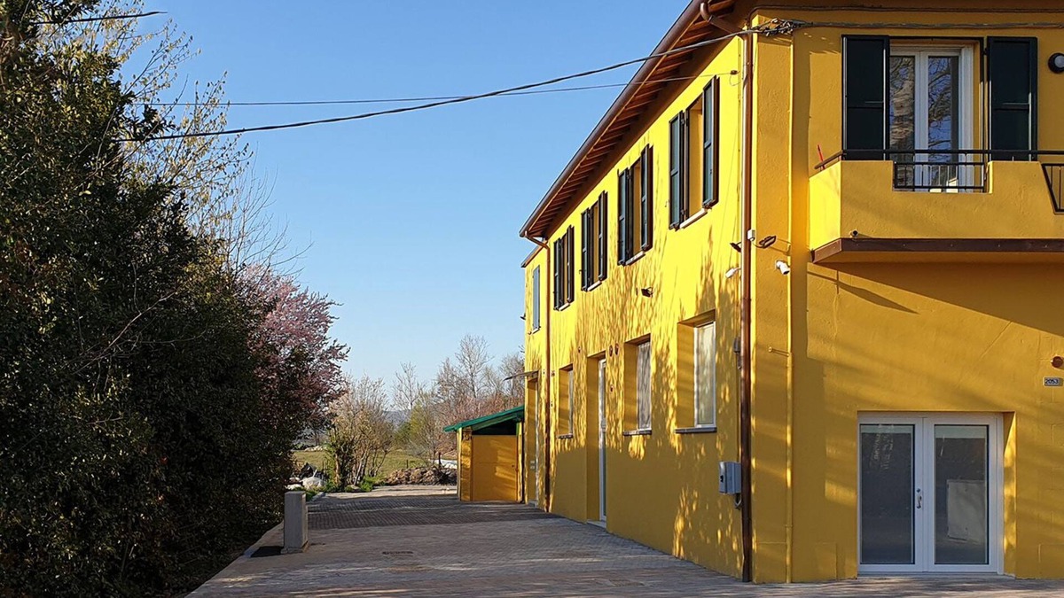 Castel San Pietro Terme Condo | Casadelfalegname