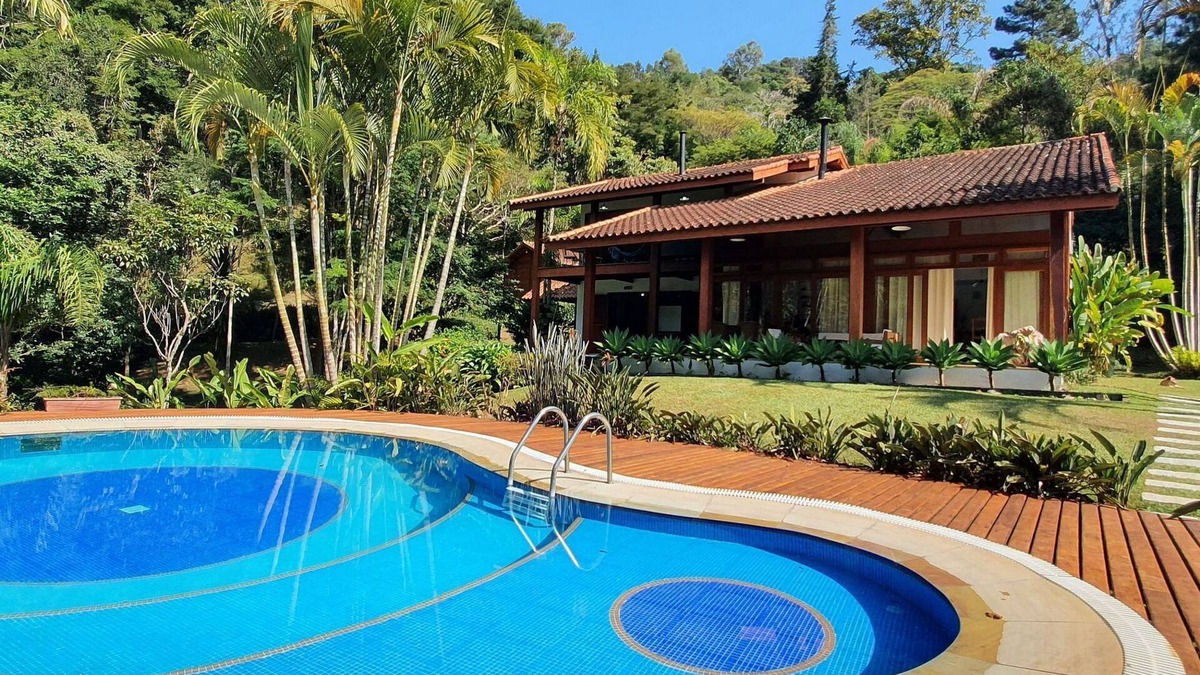 Itaipava House | Casakor, beautiful villa in Itaipava, 4 bedrooms, pool, tennis court,