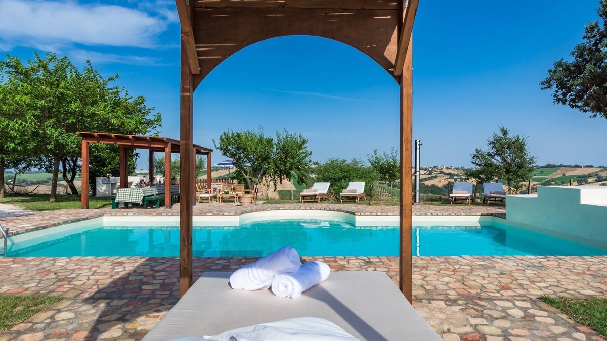 Bettolelle Villa | Casale Bonaventura 8, Emma Villas