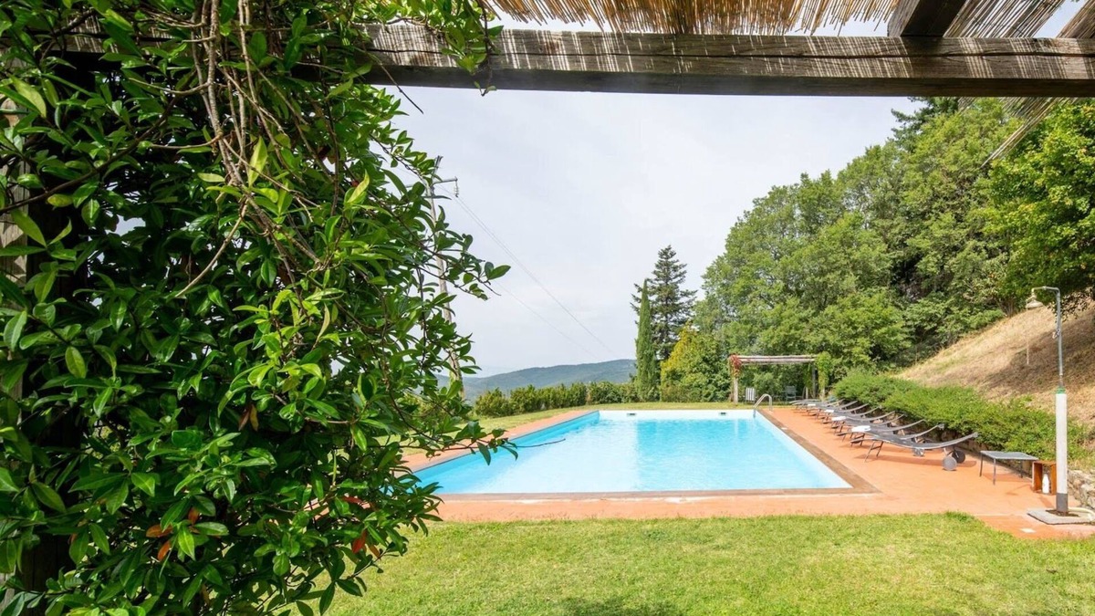 Pieve di Chio Villa | Casale il Ginepro In Cortona, Tuscany