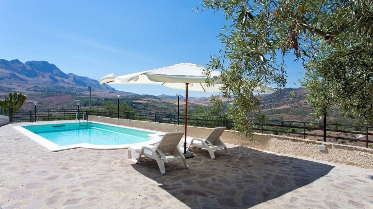 Casteldaccia Villa | Casale of Olives, the ancient residence of tufa stone with views and swimming pool