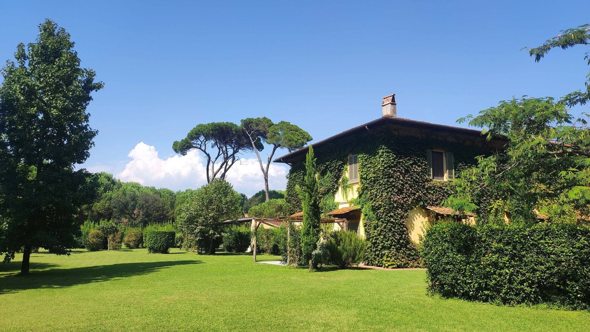 Vecchiano House | Casale Pino in the Park, sea and city of art