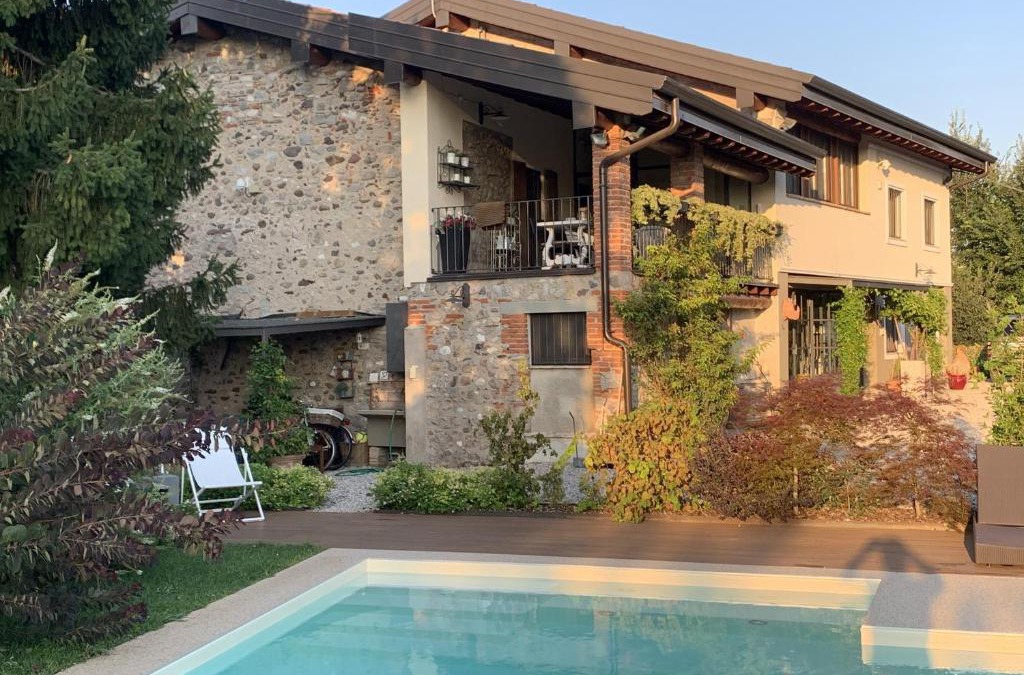 Calvagese della Riviera Villa | Casale Riviera