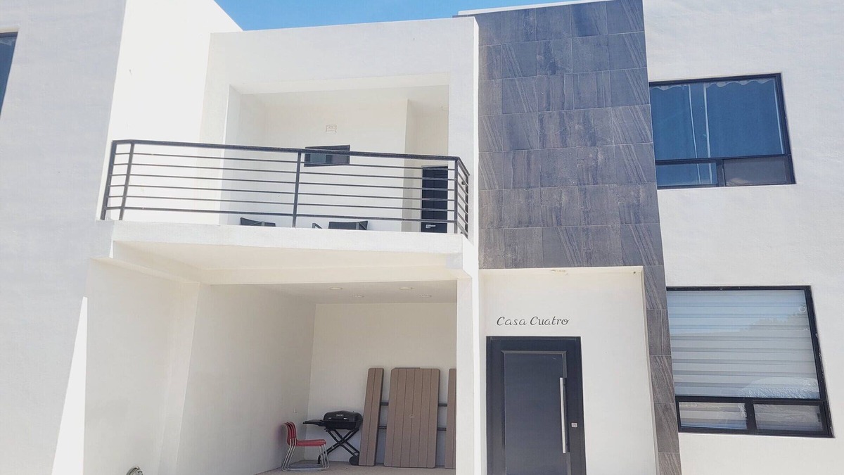 Ferrocarrilera Condo | Casamar 4 by Kivoya