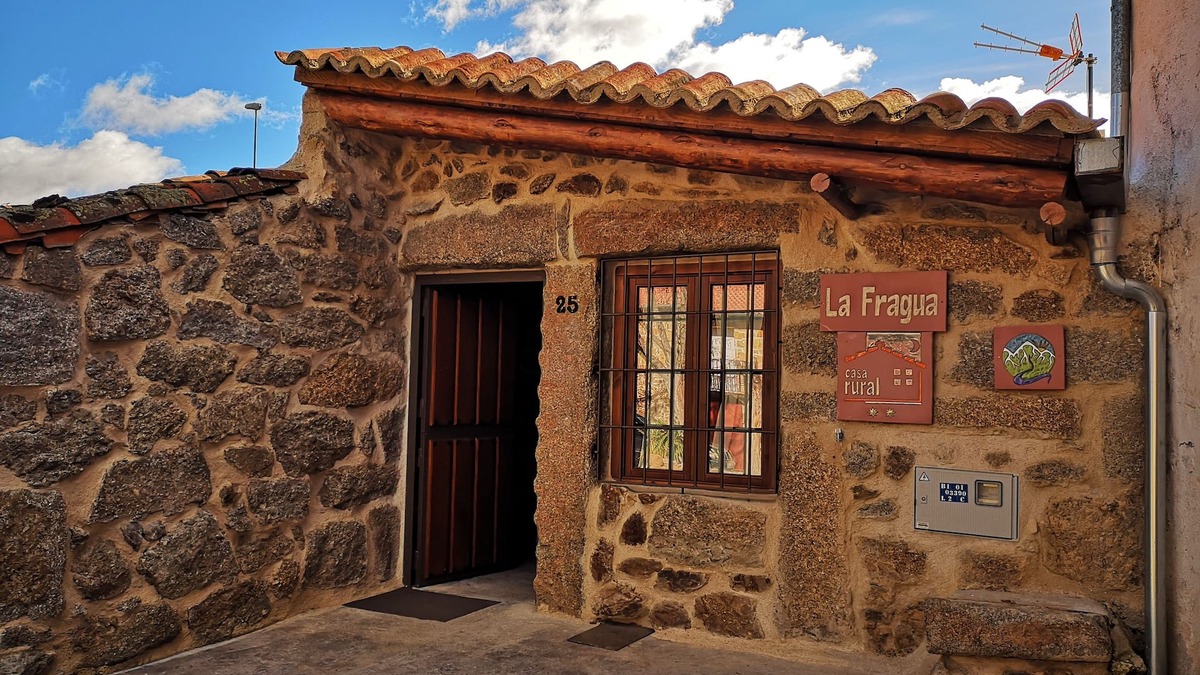 Villar de Corneja House | Casas Rurales Paredes/La Fragua