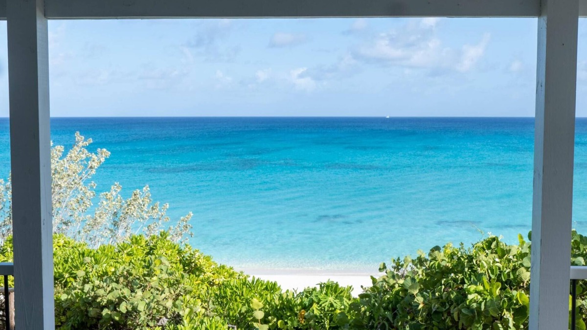 Sugar Loaf Settlement Cottage | Casaurina of San Salvador