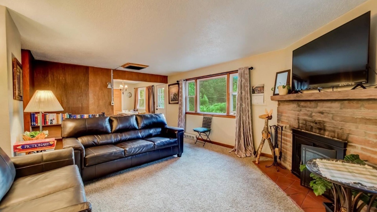 Cascade-Chipita Park Apartment | Cascade Mountain Stream