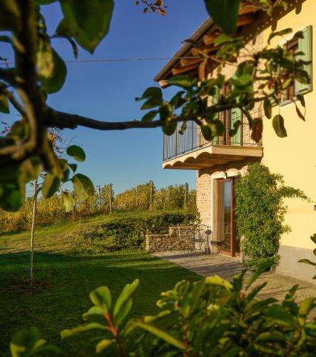Mango House | Cascina Romanino