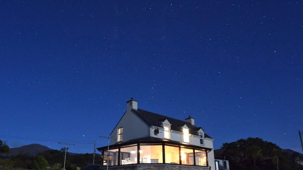 Droum House | Casey House Stunning Views and Location