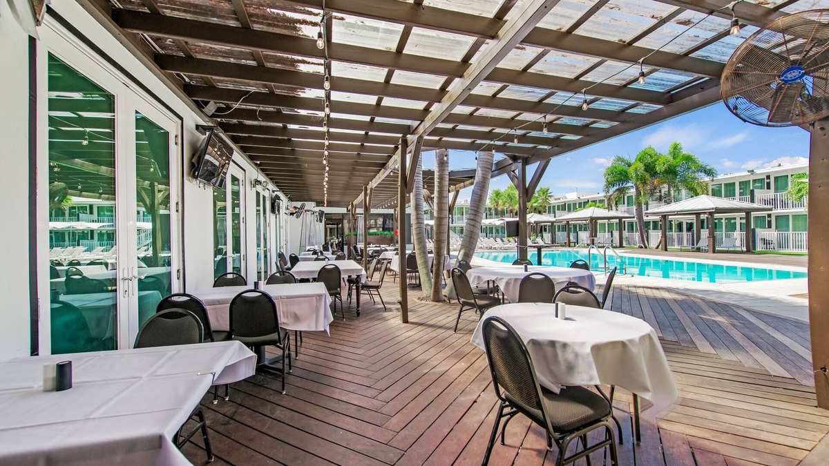 Osprey Hotel | Casey Key Resorts - Mainland