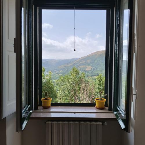 Muro Lucano Apartment | Casina in COLLINA CON VISTA suggestiva