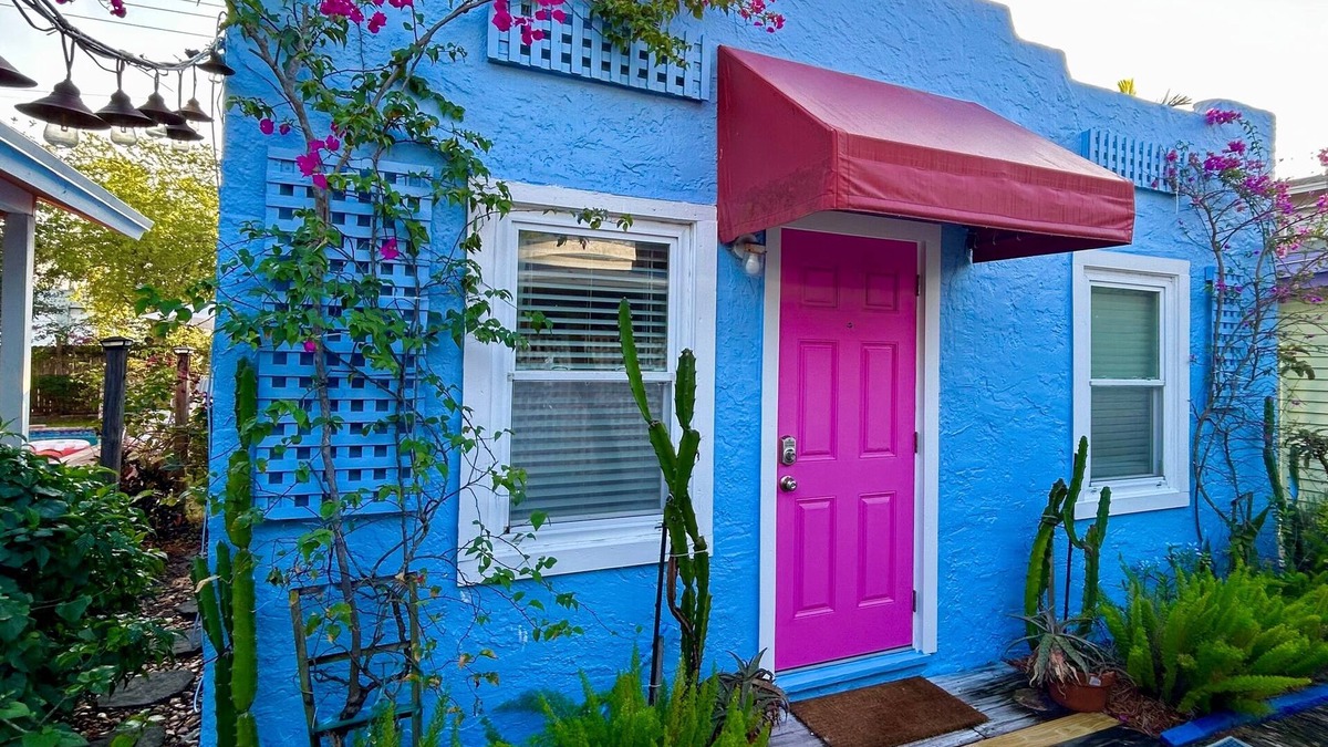 Lake Worth Cottage | Casita Azul with heated pool