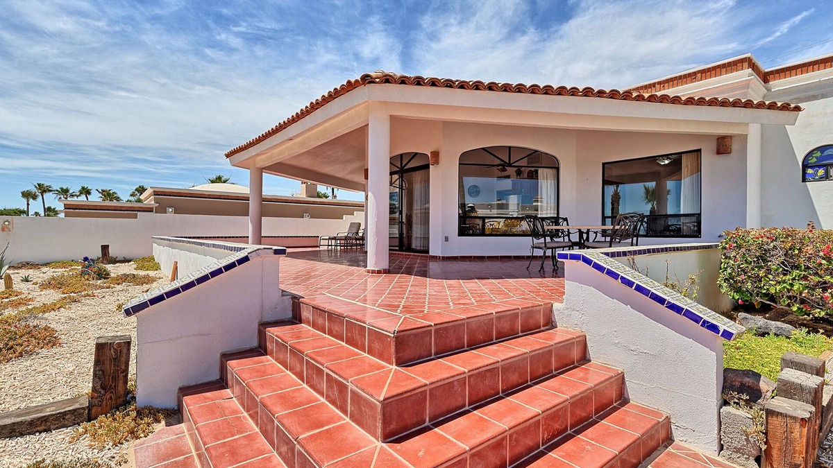 Las Conchas House | Casita de Paz: Cozy casita w/private beach access and views in Las Conchas