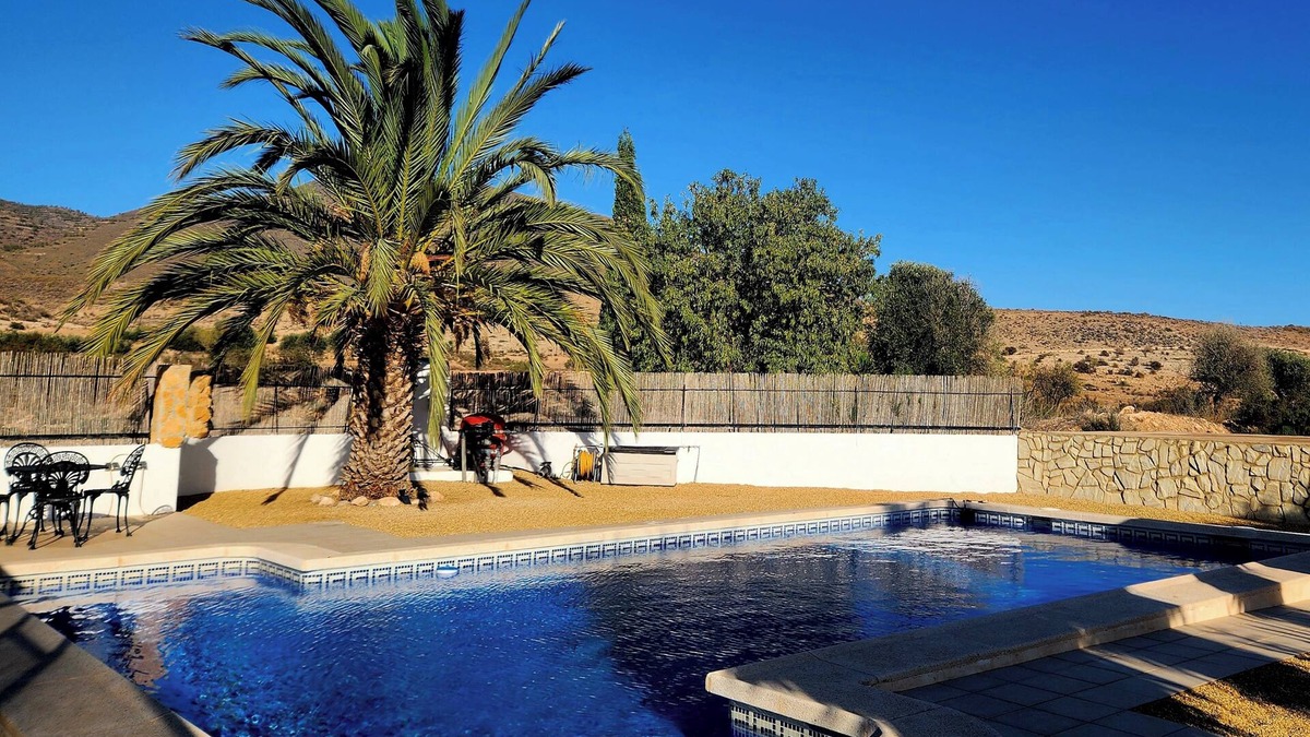 Huercal-Overa Apartment | Casita-Max 5Guests-Pool-Patio-Bbq-Parking