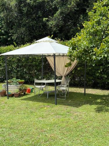 Ronchi Apartment | Casolare De Ranieri - appartamento in villa bifamiliare a 500m dal mare