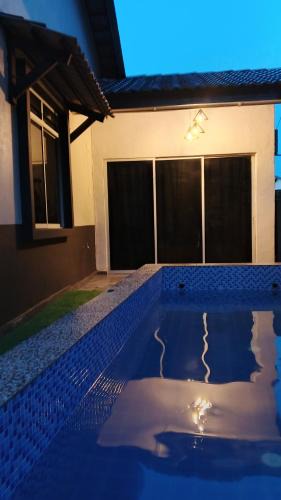 Gua House | CaSSa ArDiNA Homestay With Pool