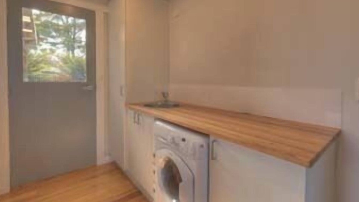 Huon Valley Cottage | Castaway Cottage, idyllic beachside cottage