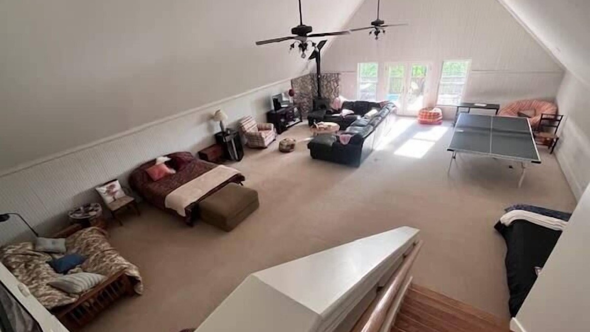 Franklin Apartment | Castle - Bedrooms and Entertainment Loft w/Deck C46