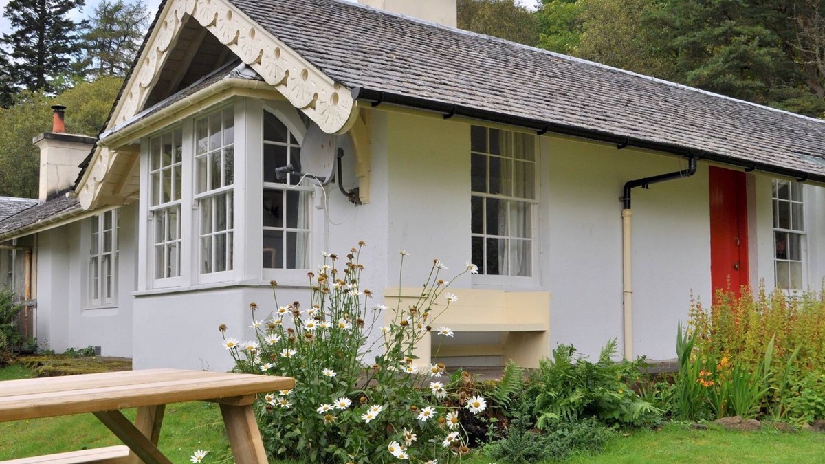 Larachbeg Cottage | Castle Cottage 2 – Charm & Modern Comfort, Ardtornish Estate, West Highlands
