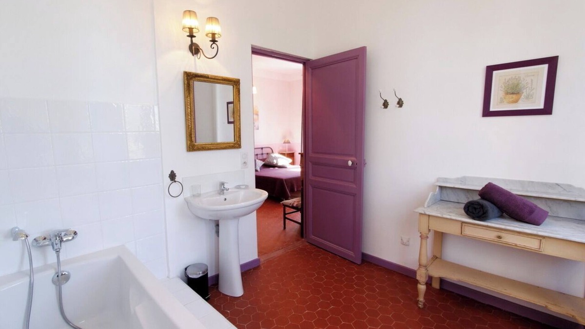 Carces Other | Castle for 12 persons with pool
