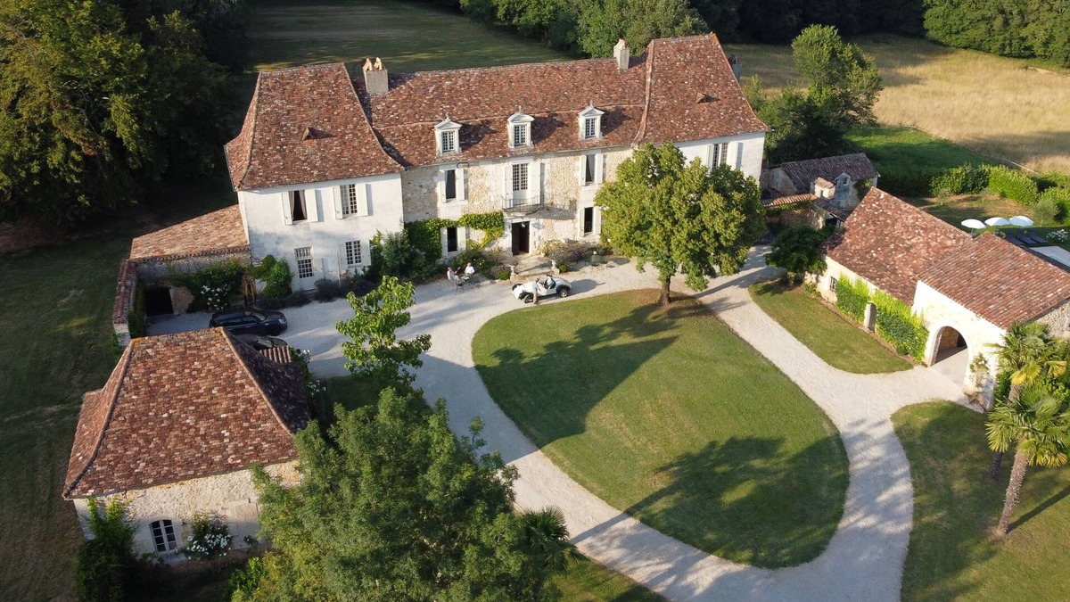 Saint-Martin-des-Combes Other | Castle prestige eighteenth Bergerac Dordogne Perigord 30 hectares