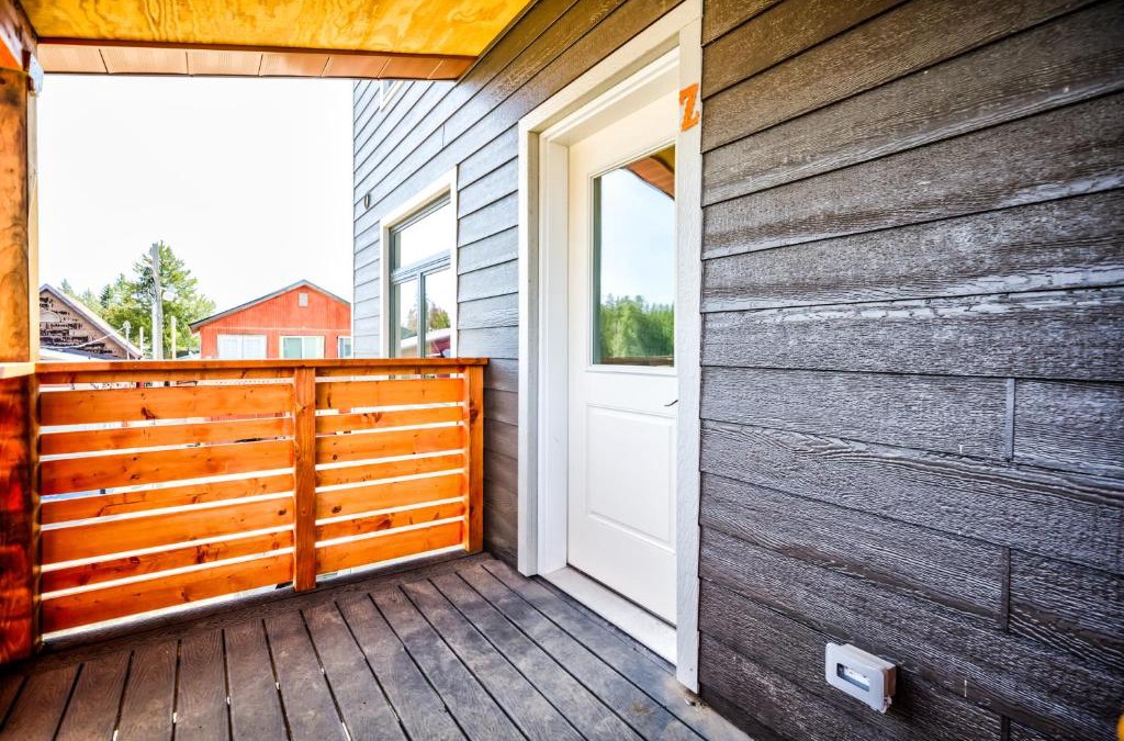 West Yellowstone Cabin | Castle in the Sky Unit Z