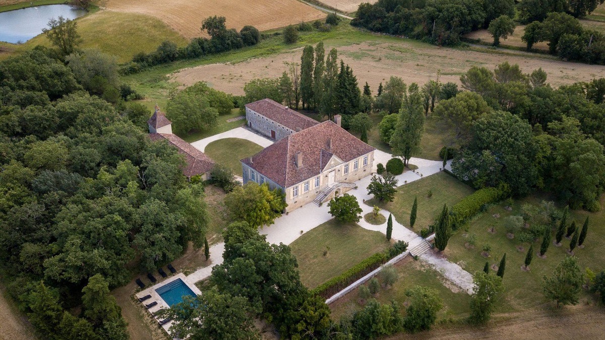 Mansempuy Other | Castle - Mansion with private pool. 4* classified by Gites de France.