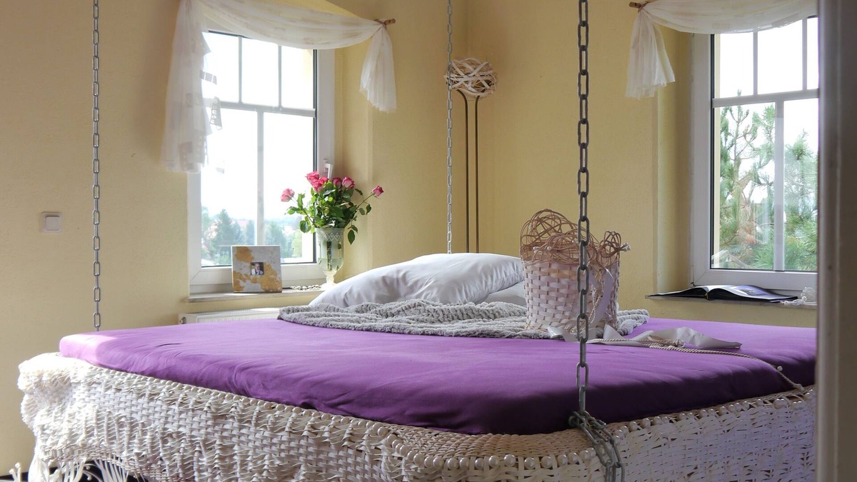 Ebersbach Villa | Castle of the Wind