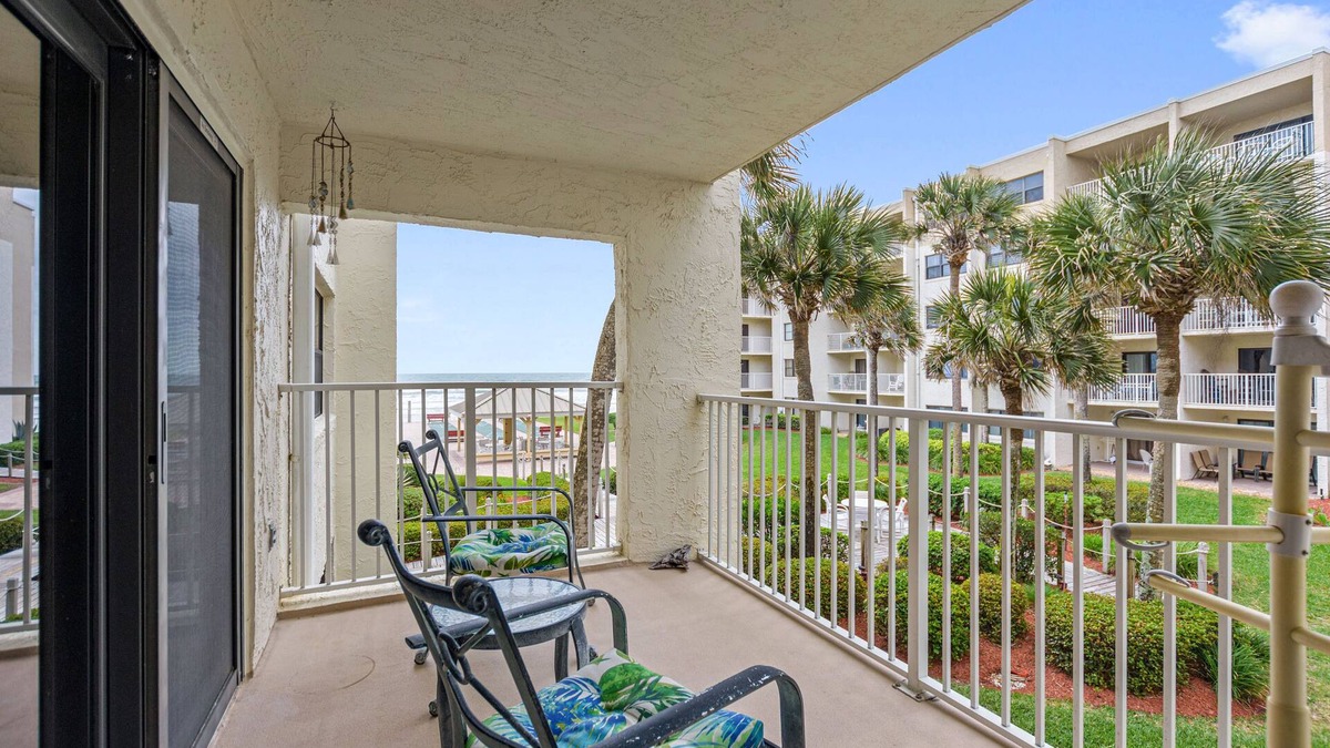 New Smyrna Beach Condo | Castle Reef - 221 - Ocean View, Quiet Beach