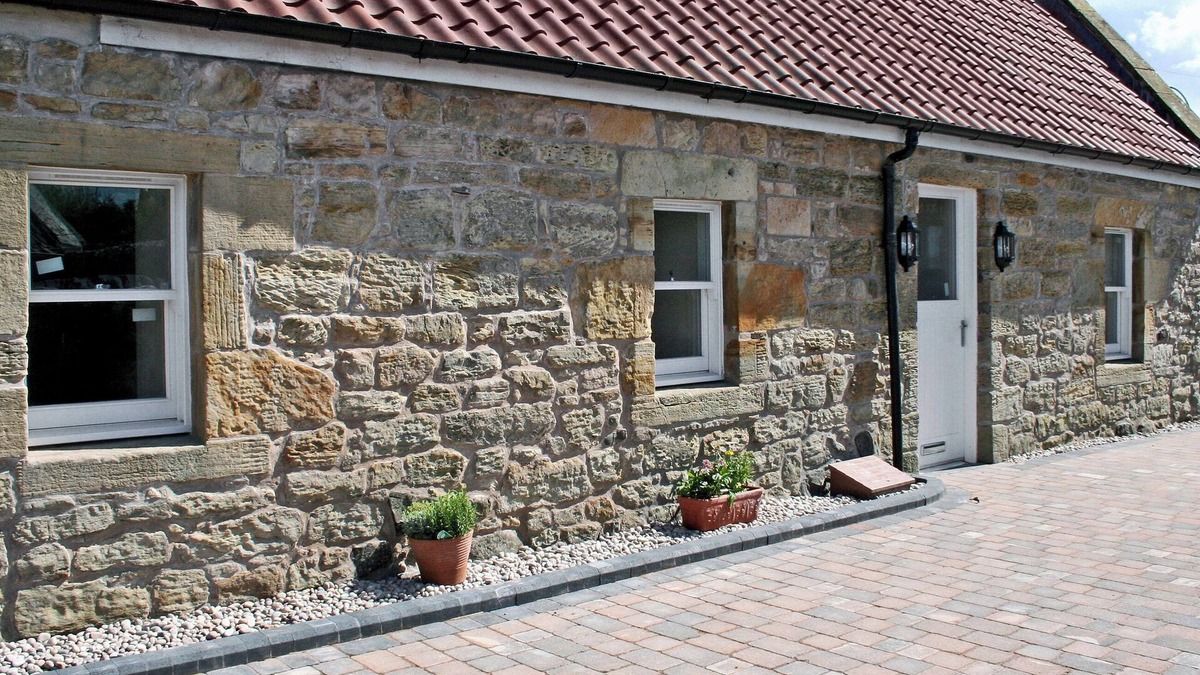 Ceres Cottage | Castle Smiddy - 27900
