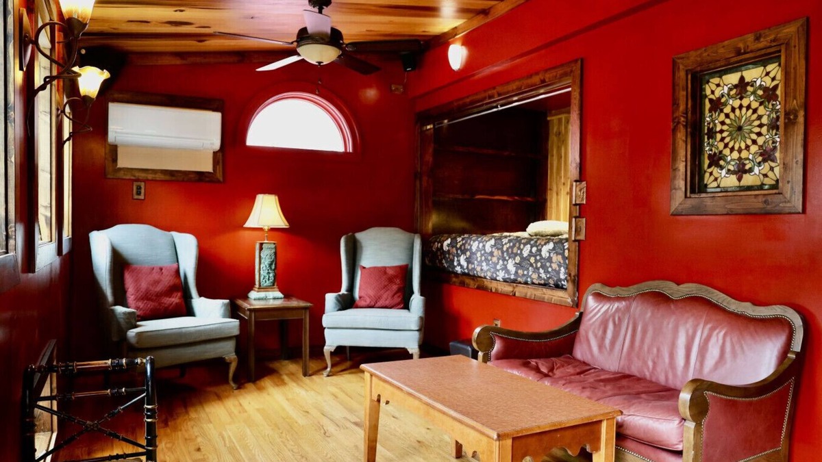 Stanardsville Apartment | Castle Suite at White Lotus Eco Spa Retreat