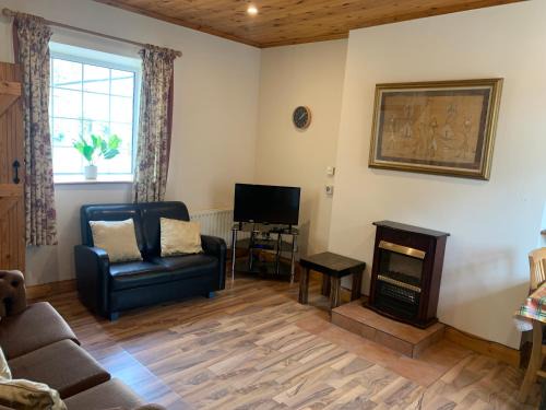 Killeshandra House | Castlehamilton Mill Cottage