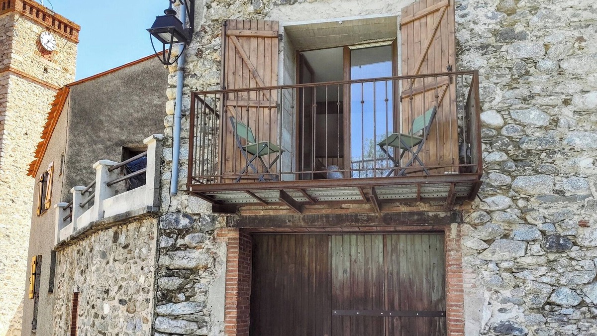 Campome House | Catalan Stone Barn conversion near Mount Canigou, Spain and the Mediterranean