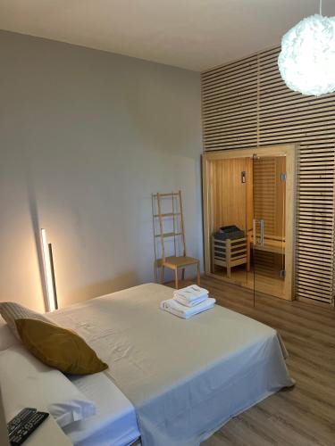 Aiello del Sabato House | Cataleya comfort room