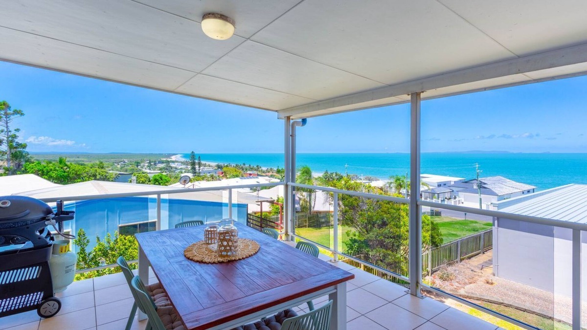 Meikleville Hill Apartment | Catalina Island Views - What an understatement!
